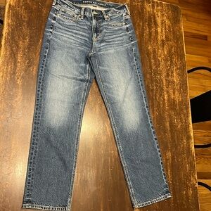 American Eagle Strigid High-Rise Straight Jeans